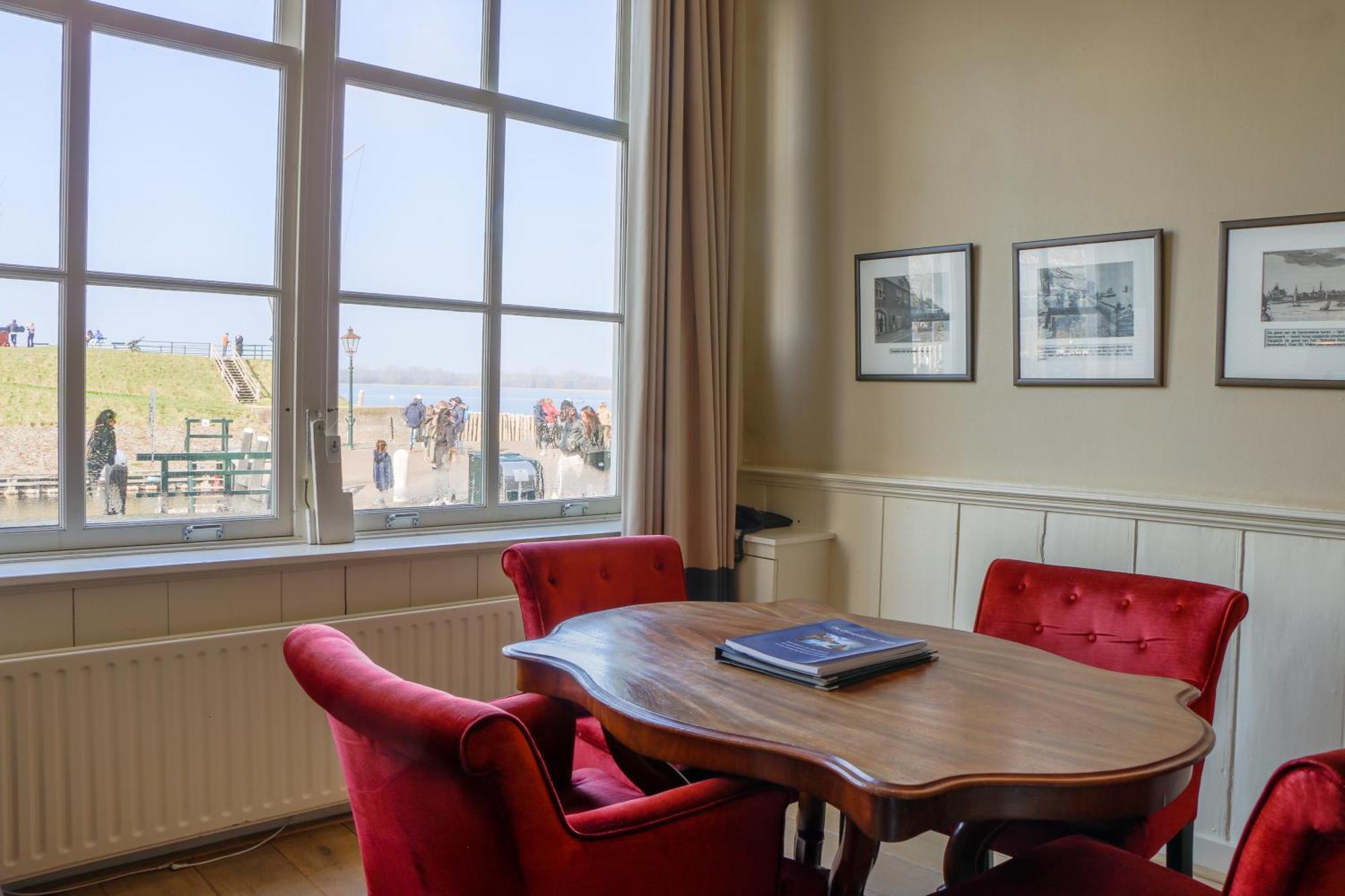 Auberge De Campveerse Toren Veere Eksteriør bilde